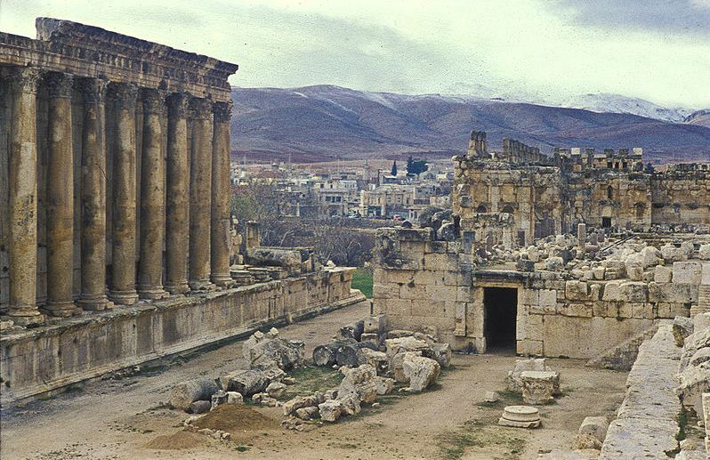 Баальбек - древний город в Ливане