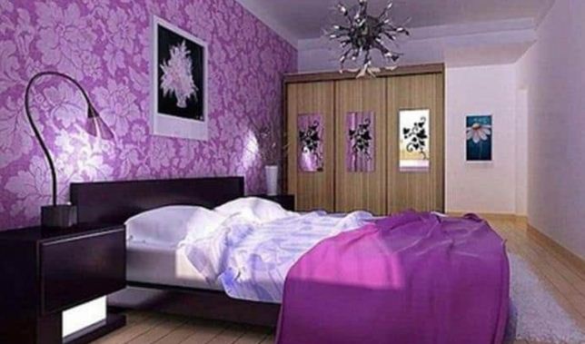 Фиолетовый цвет в интерьере спальни 