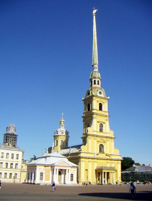 Башня - игла Петропавловского собора 