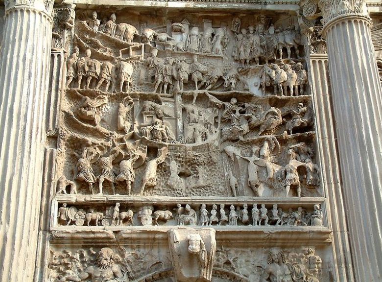Рельеф на боковой части арки Септимия Севера с изображением осады Селевкии 