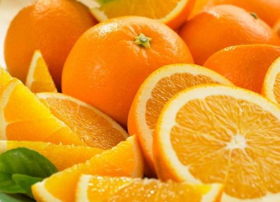 Цвет плода апельсинового дерева 