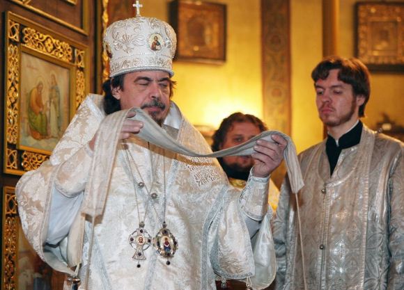 Облачение православного священника белого цвета 