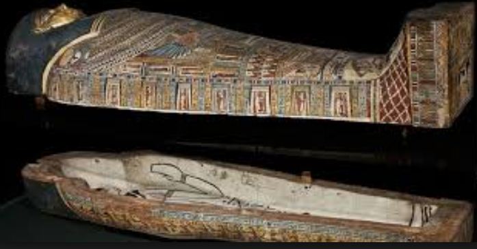 Вот так выглядели саркофаги в Древнем Египте 