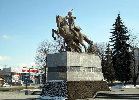 Памятник в честь 115 - й кавалерийской " Кавказской" дивизии в Нальчике 