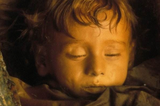" Спящая красавица" из музея смерти в Палермо 