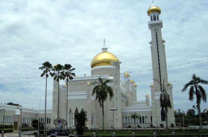 Мечеть - символ ислама в Брунее 
