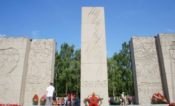 Монумент Славы в Новосибирске 