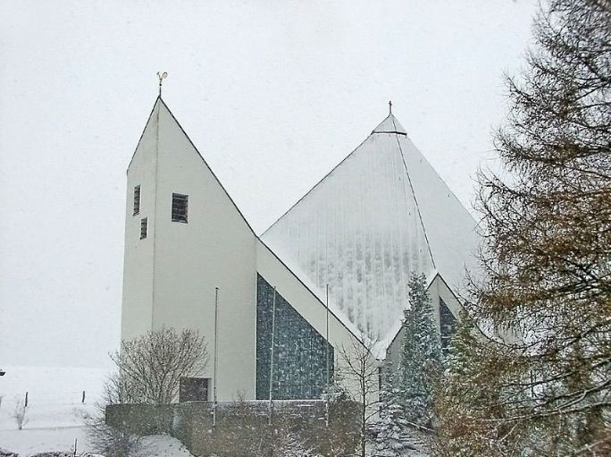 Церковь Святой Анны, построенная в 1963 году по проекту Готфрида Бёма в Хемерне.