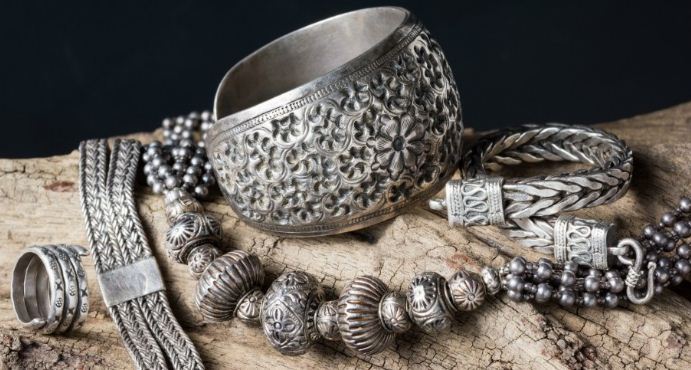 Антикварные серебряные изделия 