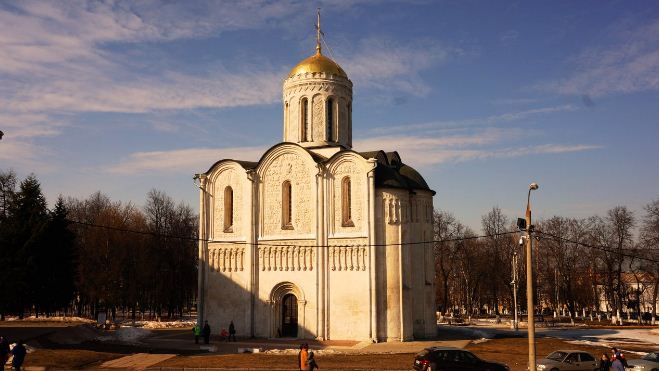 Фасад Дмитриевского собора 