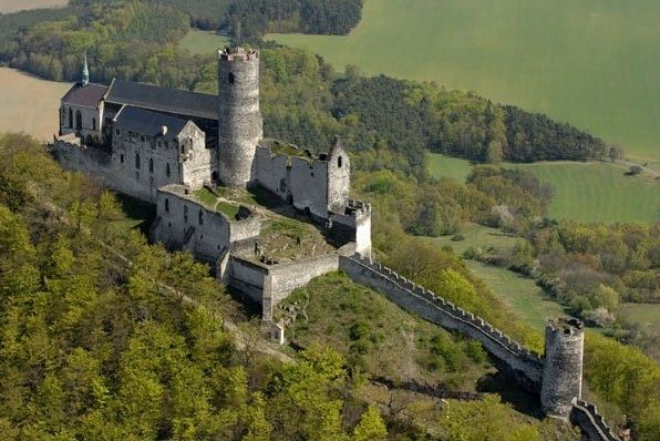 Замок Бездез в Чехии.