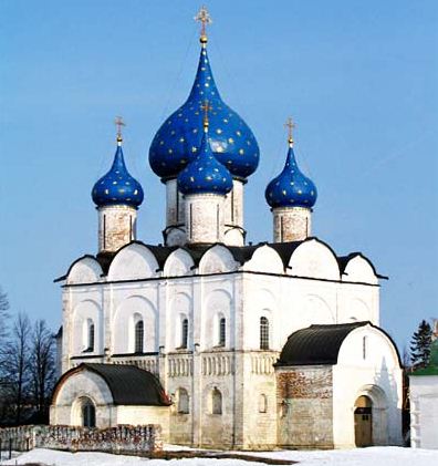 Богородице - Рождественский собор, построенный в XI веке ( Суздаль).