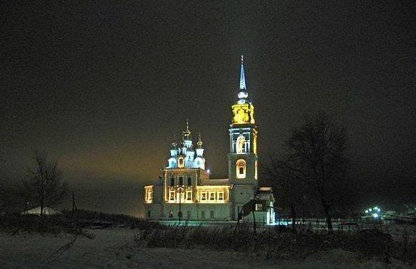 Петропавловский храм в Североуральске 